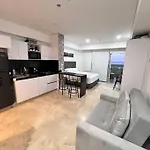 Cartagena Beach Apartsuites